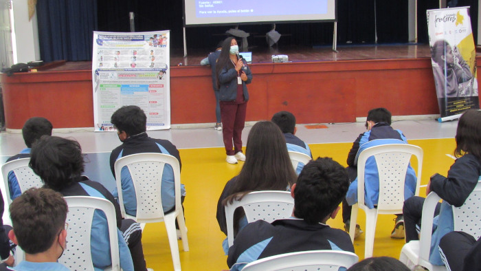 Socialización sobre trata de personas con estudiantes del Champagñat