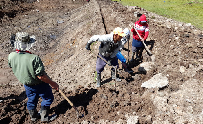 Entrega de tubería por parte de la Alcaldía de Pasto para fortalecer distritos de riego en los corregimientos de Buesaquillo, Cabrera y La Laguna.