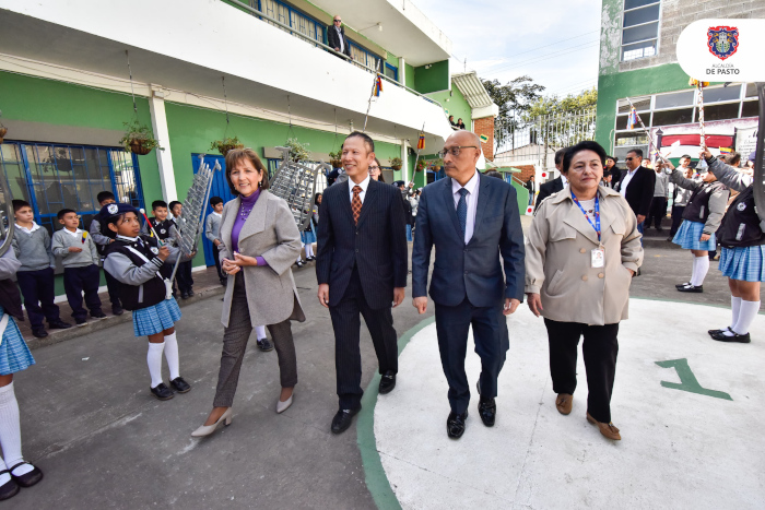 implementación de plantas potabilizadoras de agua en cinco colegios de Pasto