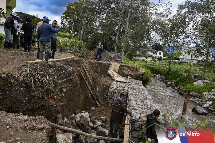 Subsecretaría de Infraestructura Rural entregó material de construcción para edificar muros de contención
