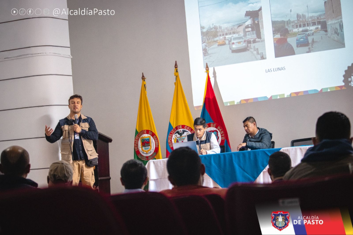 Alcaldía de Pasto y Corpocarnaval se reunieron con los cableoperadores para garantizar el recorrido de carrozas en la Senda del Carnaval