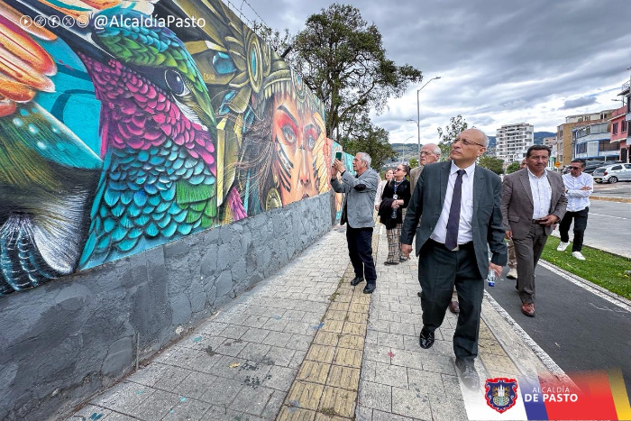 En la Institución Educativa Municipal Normal Superior de Pasto se inauguró un mural artístico