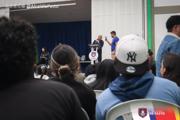 Alcalde Nicolás Toro visitó a estudiantes que cursan pregrados gratuitos del Tecnológico de Antioquia