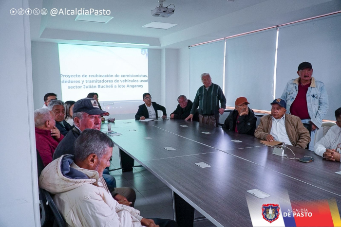 Alcaldía de Pasto avanza en el proyecto de reubicación de comisionistas y vendedores de vehículos usados del sector Julián Bucheli