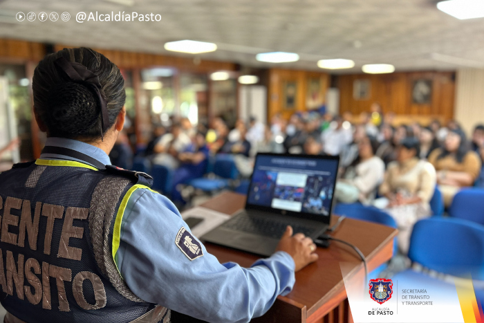 Secretaría de Tránsito fortalece la seguridad vial con jornadas de formación en el sector salud