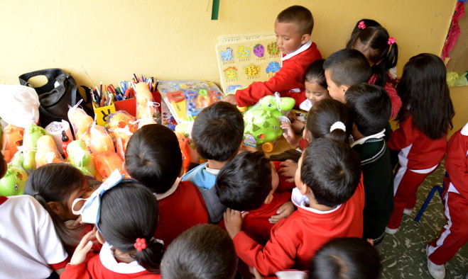 Entrega juegos didácticos - Pasto 2014