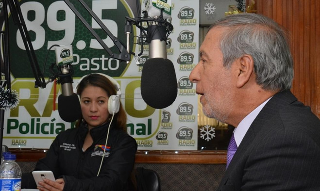 Enlace radial "Ilumina la vida vivela sin pólvora"