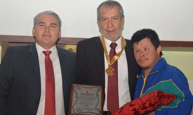 Reconocimiento a Alcalde de Pasto
