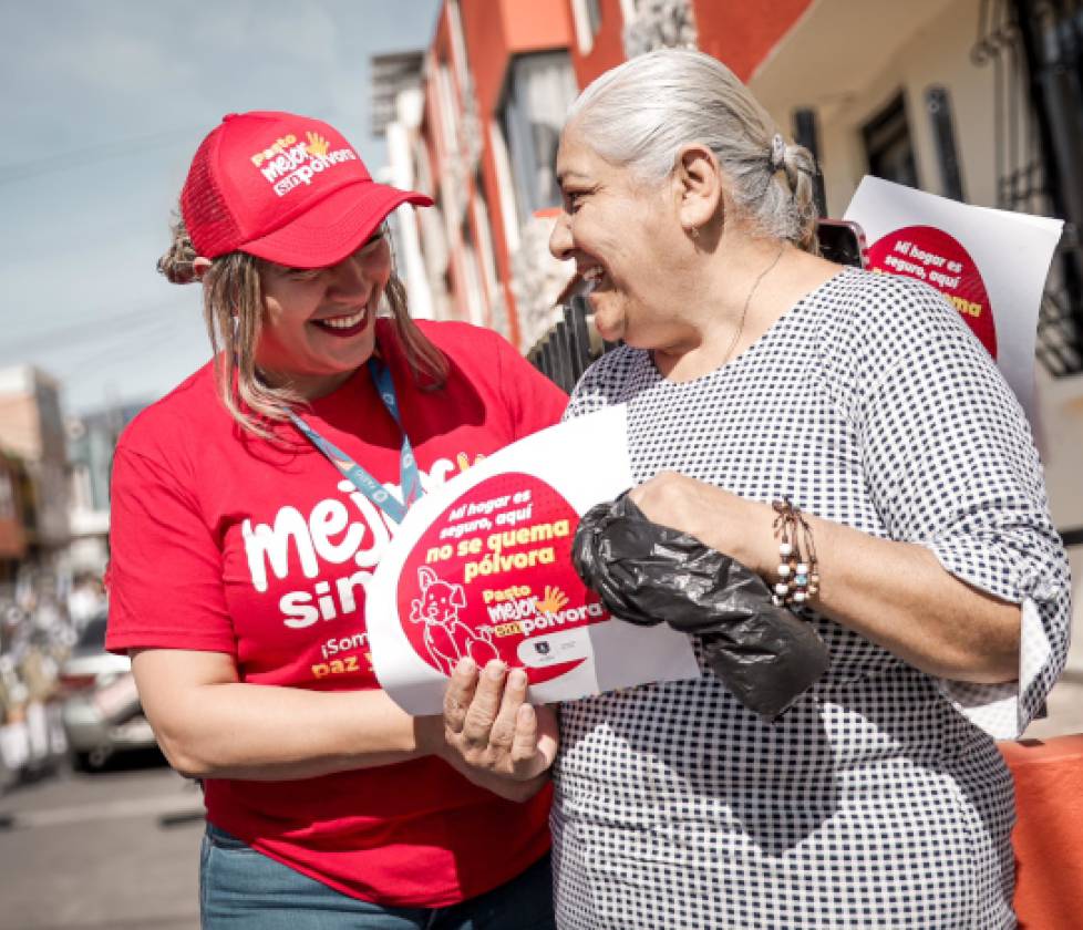 Con un desfile colorido en la Comuna 3, la Secretaría de Salud lideró la campaña preventiva “Pasto Mejor sin Pólvora”