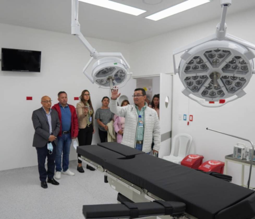 Alcaldía de Pasto y Contraloría verificaron nuevos servicios médicos en el Hospital de Santa Mónica 