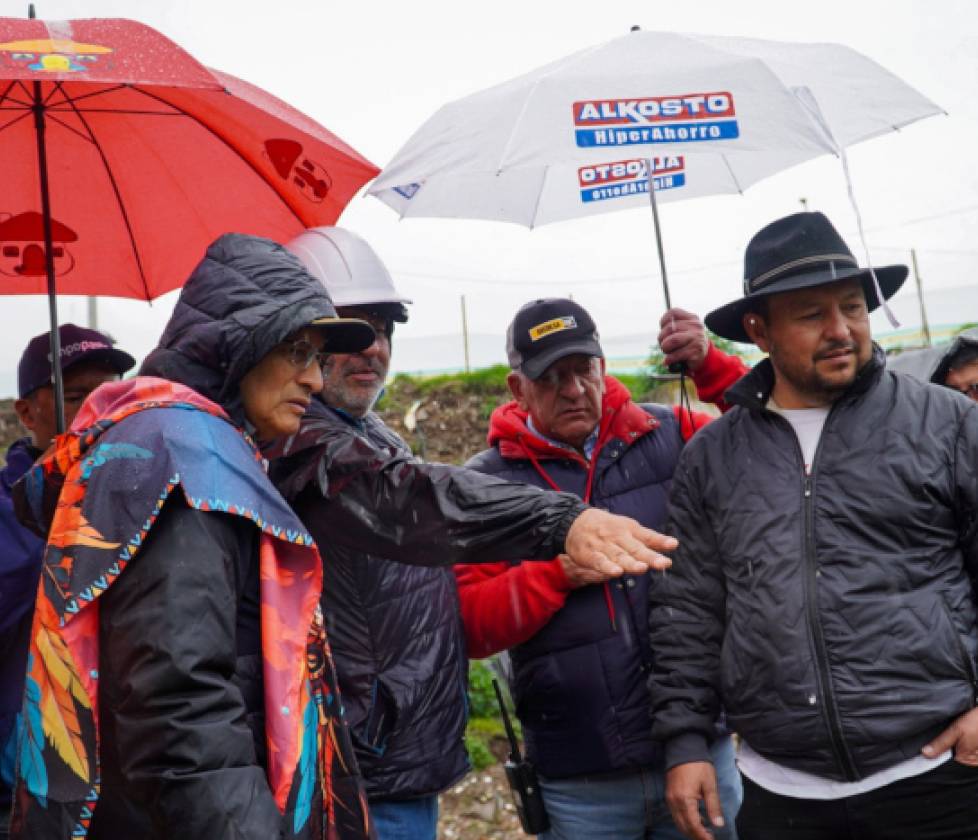 Alcaldía de Pasto atiende posible emergencia por fuertes lluvias en el barrio La Minga