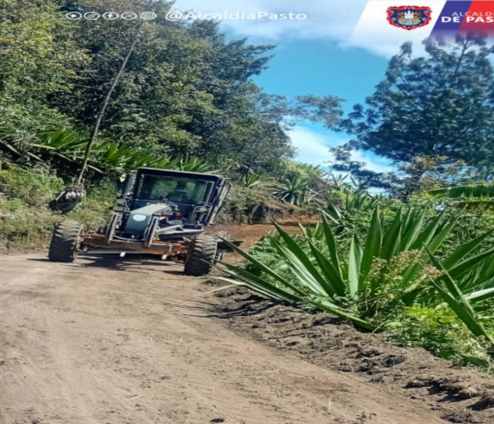 Alcaldía de Pasto cumple con el mantenimiento vial para mejorar la movilidad en la zona rural